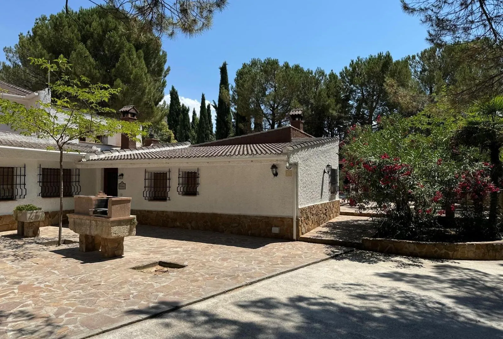 Apiedesierra - Caserio Del Colmenar Huétor Santillán 0*,  Spanien
