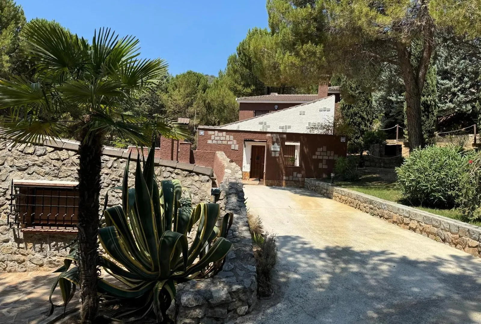 Apiedesierra - Caserio Del Colmenar Huetor Santillan Holiday home